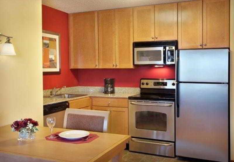 Residence Inn Mt. Laurel At Bishop'S Gate Mount Laurel Room photo